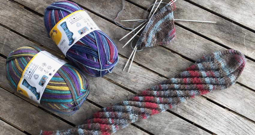 How to Knit a Sock without Turning a 